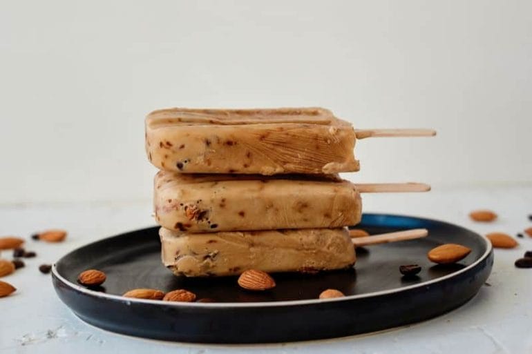 homemade frozen yoghurt popsicles with coffee